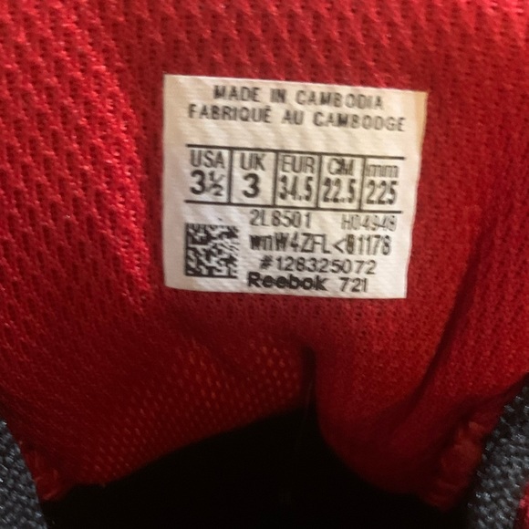 RARE Pair of old school Reeboks. Black and Red ❤️ - Picture 6 of 6